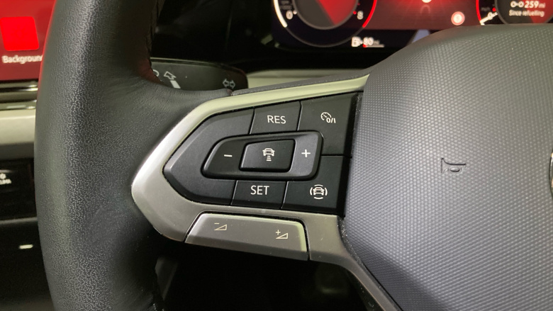 Volkswagen Golf 1.0 TSI Life 5dr Petrol Hatchback